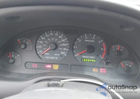 2004 Ford Mustang z USA, uszkodzony, nr VIN 1FAFP44694F208401